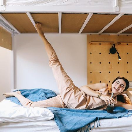 Hostel Gia Dormitory Tel Awiw Zewnętrze zdjęcie